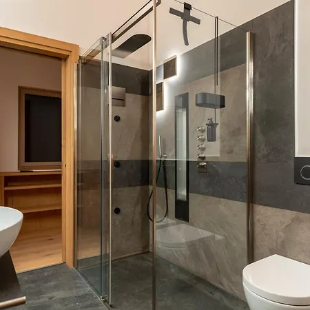 Casera Cal De Mez- Wellness Appartamento Funes (Belluno)